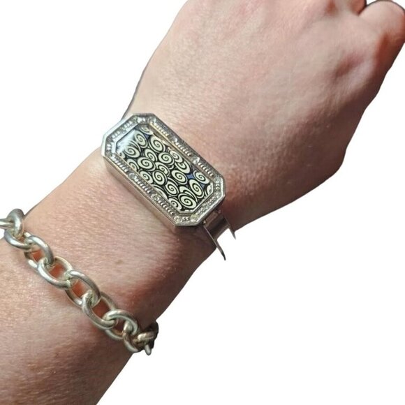 BOGO Vera Bradley Bracelet Turns into a Purse Hook Hanger for handbags - Picture 6 of 7